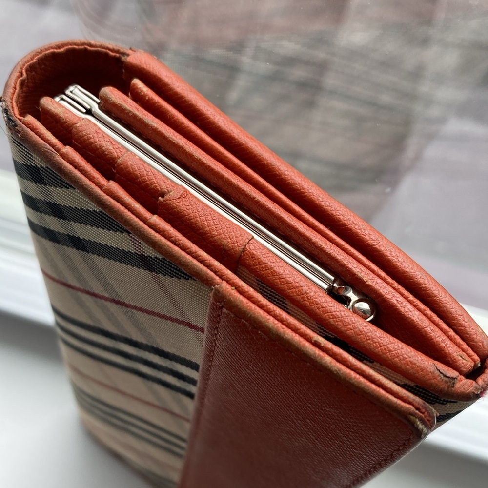#9 Burberry Beige and Orange Check Wallet - Picture 5 of 15